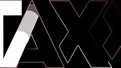 Sıcak genç Tori uyanıp yaramaz sert sikilme ve anal oyunla coşuyor, seksi vücudu daha fazla istiyor