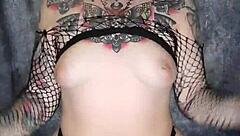 Im goth girlfriend ridin vibrator dildo till intense orgasm