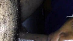 ¿Boca húmeda lista para verga negra en este juego travieso de mamada?