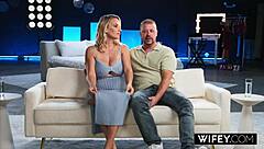 Ehefrau schwanzhungrige blonde Hotwife Sadie Rose creampied vor Ehemann! 😜