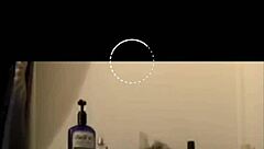 Xena dev memelerini ve sulu götünü sergiliyor