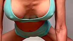 Yoga orgasm with berrythrone dildo bj riding pov