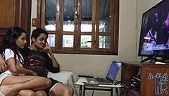 let me watch the game, woman, can't take it anymore 😡