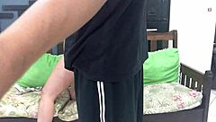 타투 포르노스타 큰 가슴 엉덩이 촬영 배우며 도와줌