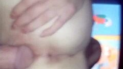 Шеф-милфа скачет на любительском хуе в жалостливой ебле