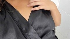 La actriz más caliente me envió este video