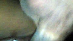 에보니 베이비가 큰 자지 크림파이 받음