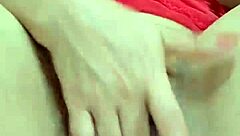 Jo, dívej se, jak jdu solo, až dosáhnu toho divokého orgasmu!