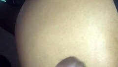 Siapa ada pantat paling besar di Philly? Tengok cumshot atas pantat dia selepas creampie anal.