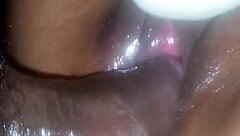 人妻が密着セックスで中出しもらう濃厚プレイ