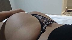 lunaferrari - feliz ano novo com pal bem grande na minha buceta molhada - gr�tis