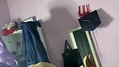 putinha safada sucks huge natural tits cock