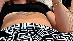 巨マンコの若い娘と激エロセックス パート1