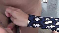 チンポ咥えてハメられるアパレル店員 enjoys mature asian japanese 1on1 romantic sex with beautiful cute amateur