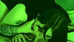 달콤한 딸기 흘리며 딥쓰로트 펠라치오 크림파이