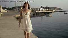 valentina ginagerson shows her beauty power with music 😍