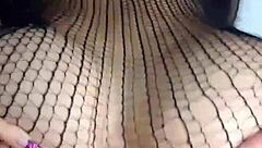 Follada anal intensa y corrida facial en esta tetona colombiana