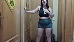 Dancing And Striptease With Big Ass