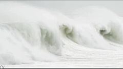 Geile mature toont haar grote sappige kale kut voor iedereen