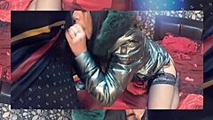 拉丁熟女继妈大屁股扭舞自摸指导！