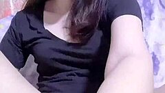 This Amateur Girl Squirts While Masturbating Solo at Home