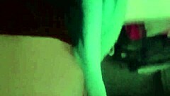 彼女のマンコがファックされてる Part 1