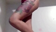 this peruvian latina's long legs so tempting and sexy