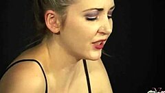 asian hotties feel intense pleasure cumming on double ended dildo