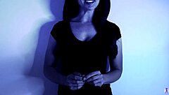 Неохотная жена ввязывается в ролевуху с коллегой