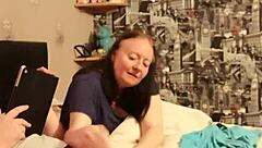 Lady pamerkan kontol 7-inci