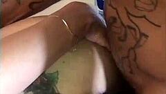 Ebony ambil kote hitam besar dalam pantat, dapat creampie, erang kuat