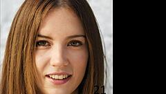 Mistress kittiwips guides you with french joi 😈