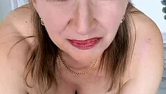 Come on, let me seduce you in black stockings! We'll enjoy my hairy granny pussy together!