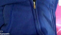 my hot stepsister crystal masturbates and records it for her fans, she's so sexy