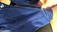 my hot stepsister crystal masturbates and records it for her fans, she's so sexy