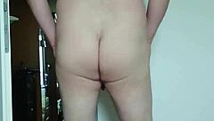 Spaßiger guten morgen with naked chubby amateurs in european homemade