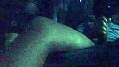 Yo, waarom rukte die gast dat enorme geoliede lul?