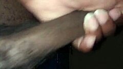 詳細なマッサージが玉とチンポに集中、専門の手で