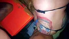 Blonde teen shakes ass in car ride