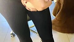 Metiendo mi polla en el coño más grande del cornudo