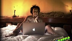 Latina unleashes wild pussy action on webcam