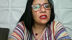 a sogra gostosa in a casual everyday story