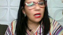 a sogra gostosa in a casual everyday story