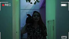 뜨거운 야이라 솔로 자위 보지 항문 탐험