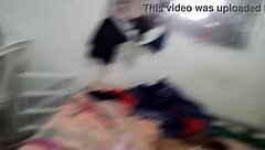 Brezilyalı Latina amatör kıllı amını ve götünü vahşi zevkte paylaşıyor