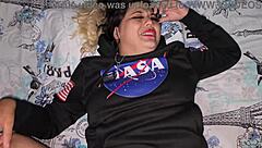 Saya berikan gadis putih saya cumshot