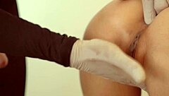 Mari sini, gadis jepun cantik, mari buat cinta awak bongkok dalam doggystyle