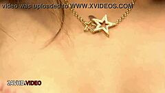 Memek berbulu Sakura Kiryu dirangsang mainan sebelum kongkek keras