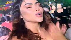 Colombian babe flashes big tits outdoors in live sex show 😍