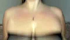 네 얼굴에 앉고 싶어, 큰 자연스러운 처진 가슴, 타원형, 딱딱한 젖꼭지로! 😍